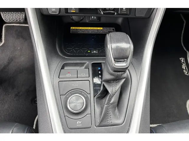 Toyota RAV4 2.5 Hybrid AWD Bi-Tone 2019 Hybride Benzine 33