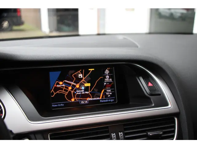 Audi A4 Avant 1.8 TFSI Pro Line S 2013 Benzine 14