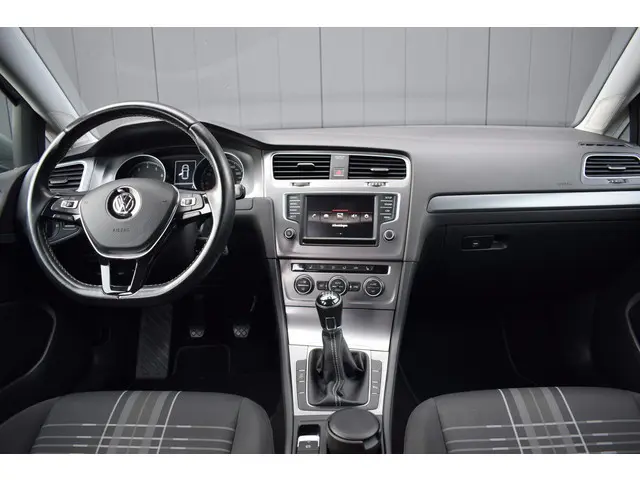 Volkswagen Golf 1.4 TSi Highline 2016 Benzine 6