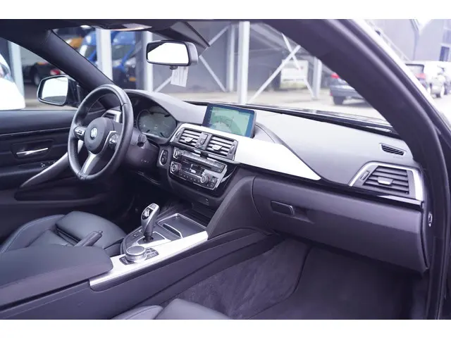 BMW 4 Serie Coupe 420d X-Drive M Sport 2019 Diesel 35