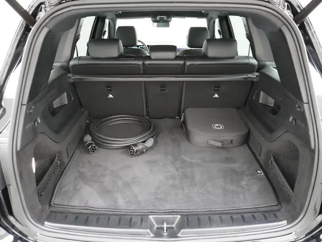 Mercedes-Benz EQB 250 Luxury Line 67 kWh 2023 Elektrisch 11