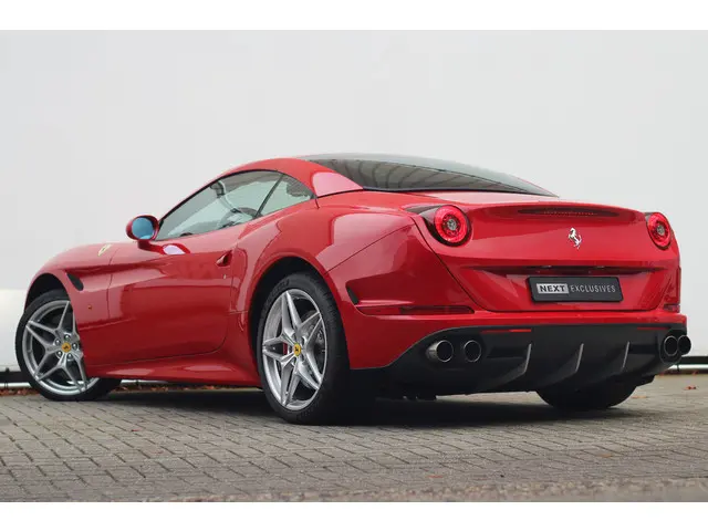 Ferrari California 3.9 T HELE 2016 Benzine 12