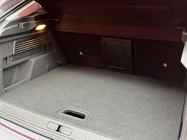 Citroën C4 1.2 Puretech Shine 2022 Benzine 15