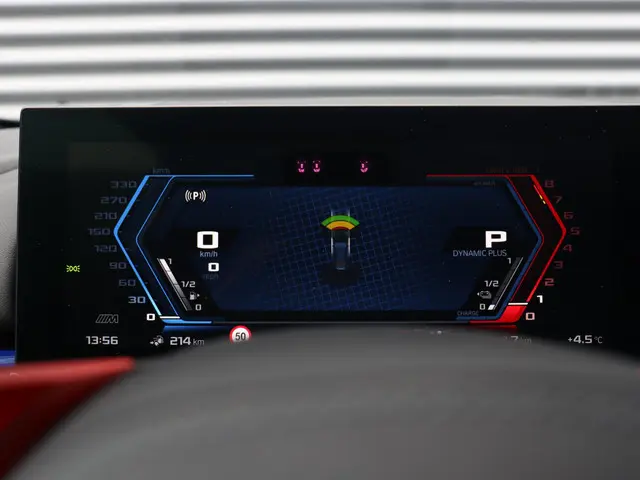 BMW M5 Touring 2025 Hybride Benzine 25