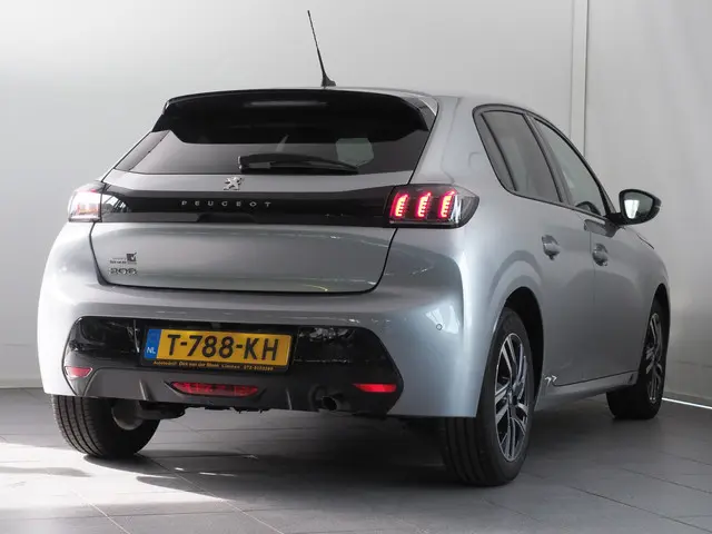 Peugeot 208 2