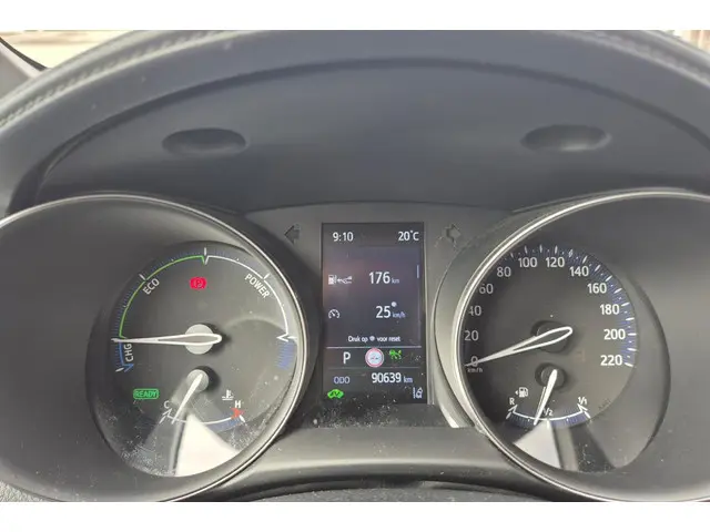 Toyota C-HR 1.8 Hybrid Dynamic 2021 Hybride Benzine 25