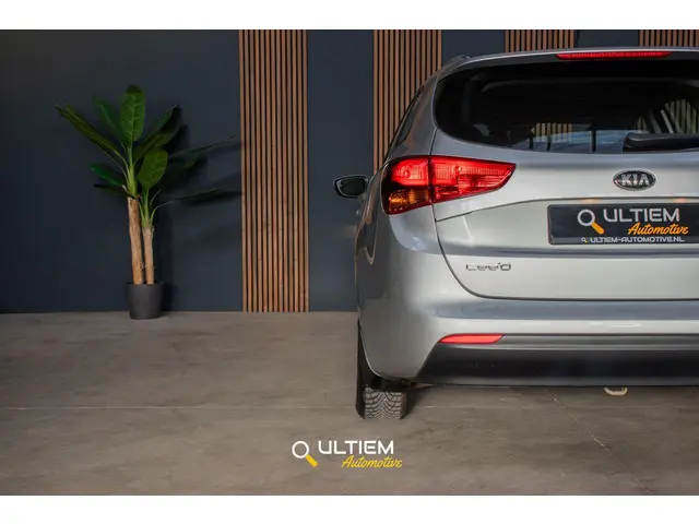 Kia cee'd Sportswagon 1.6 GDI 2014 Benzine 19