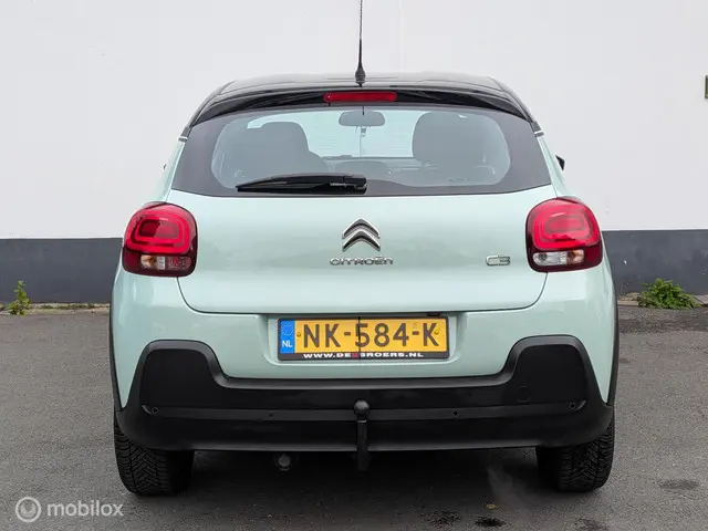 Citroën C3 1.2 PureTech Shine/ trekhhaak 2017 Benzine 4