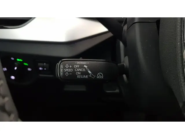 Škoda Kamiq 1.0 TSI 110pk DSG Style 2021 Benzine 24