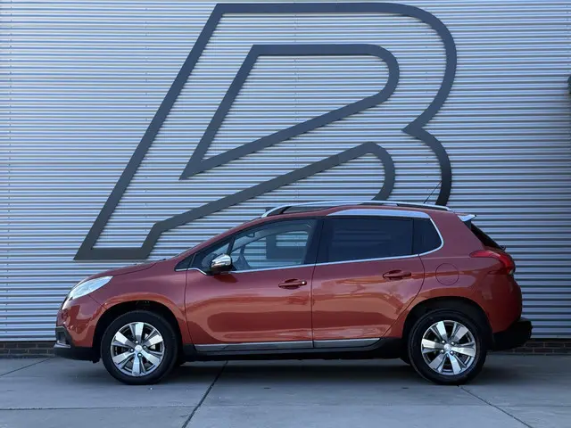 Peugeot 2008 1.2 VTi Allure 2014 Benzine 4