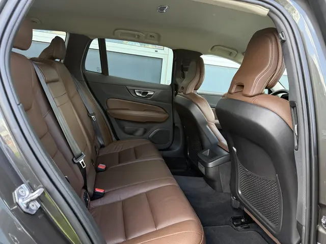 Volvo V60 2.0 T5 Inscription 2019 Benzine 6