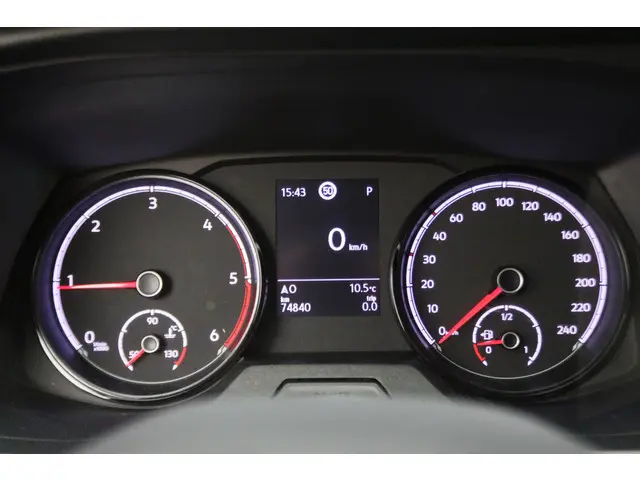 Volkswagen Transporter 2.0 TDI DSG L1H1 2022 Diesel 4