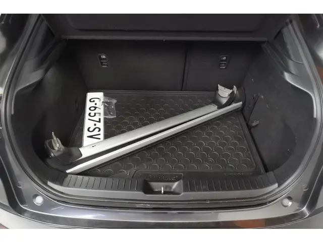 Mazda CX-30 2.0 X 180pk Automaat Luxury 2019 Benzine 10