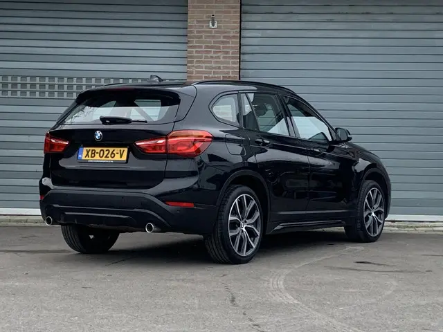 BMW X1 sDrive20i Orange Edition II 2018 Benzine 5