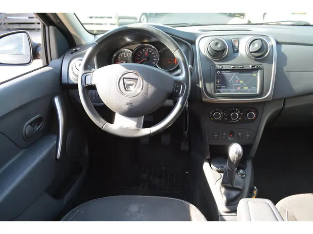 Dacia Logan MCV 0.9 TCe Prestige 2015 Benzine 9