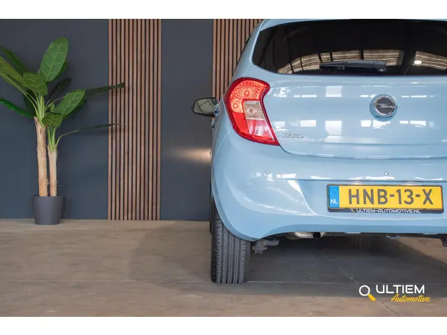Opel KARL 1.0 ecoFLEX Cosmo 2015 Benzine 19