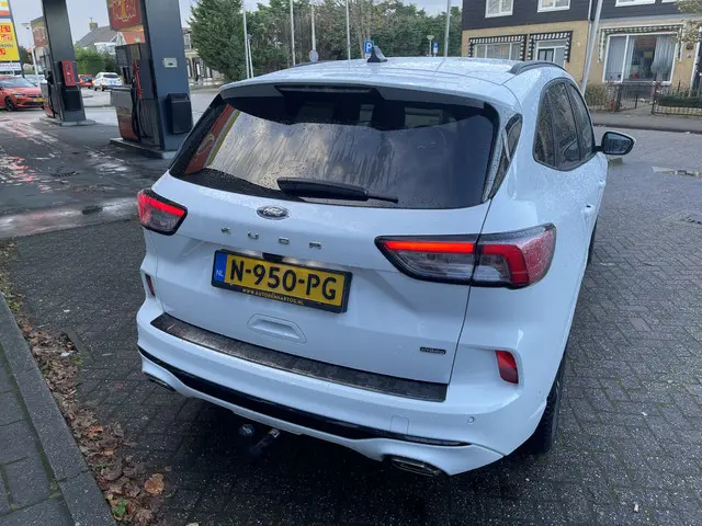 Ford Kuga 2.5 PHEV ST-Line X 2020 Hybride Benzine 5