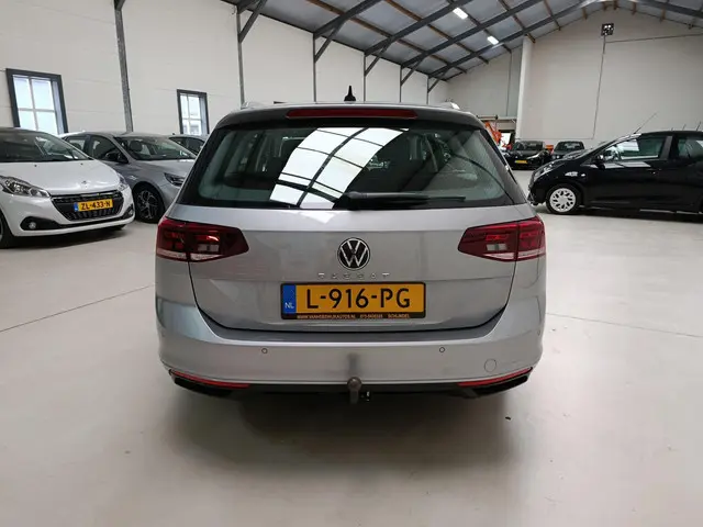 Volkswagen Passat Variant 1.5 TSI Business 2021 Benzine 10
