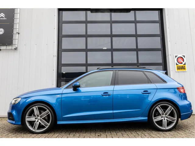 Audi A3 Sportback 1.5 TFSI S Line Edition 2018 Benzine 4
