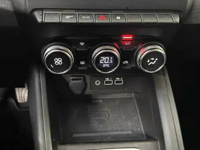 Mitsubishi Colt 1.0T MT Intense 2024 Benzine 24