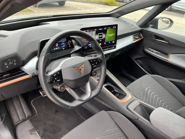 CUPRA Born 59kWh 170kW eBoost Business 2023 Elektrisch 8