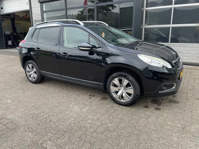 Peugeot 2008 Navi, Cruise, Airco, Startklaar ! 2015 Benzine 6