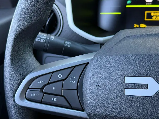 Dacia Spring Expression 65 27 kWh 2025 Elektrisch 15