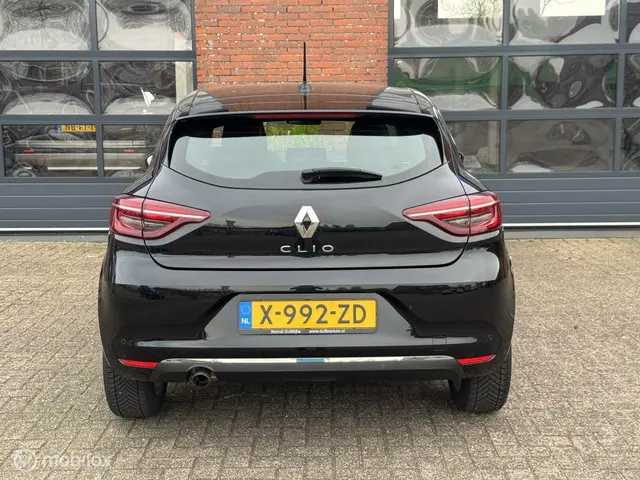 Renault Clio 1.3 TCe Intens automaat 2020 Benzine 10