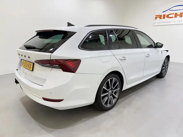 Škoda Octavia Combi 1.0 TSI MHEV Sport Aut7 2021 Benzine 25