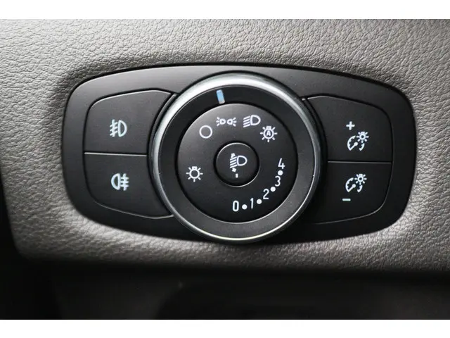 Ford Transit Custom 300 2.0 TDCI L2H1 DC 2020 Diesel 37