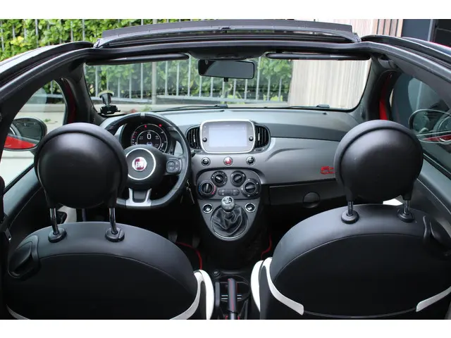 Fiat 500C 0.9 TwinAir Turbo Sport Cabrio 2017 Benzine 12