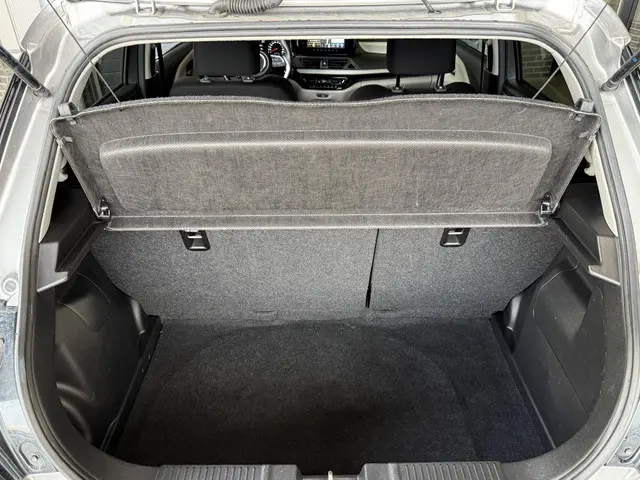 Suzuki Swift 1.2 Select Smart Hybrid 2024 Benzine 27