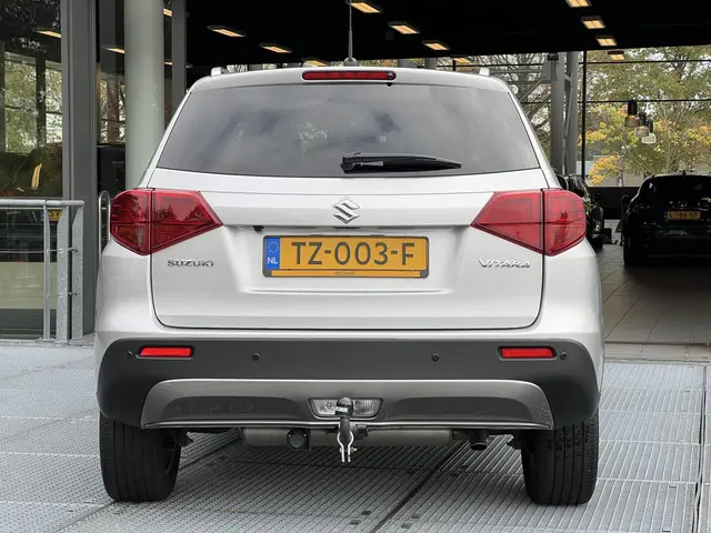 Suzuki Vitara 1.0 Boosterjet Select 2018 Benzine 19