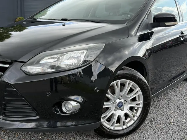 Ford Focus Wagon 1.6 EcoBoost Titanium 2012 Benzine 34