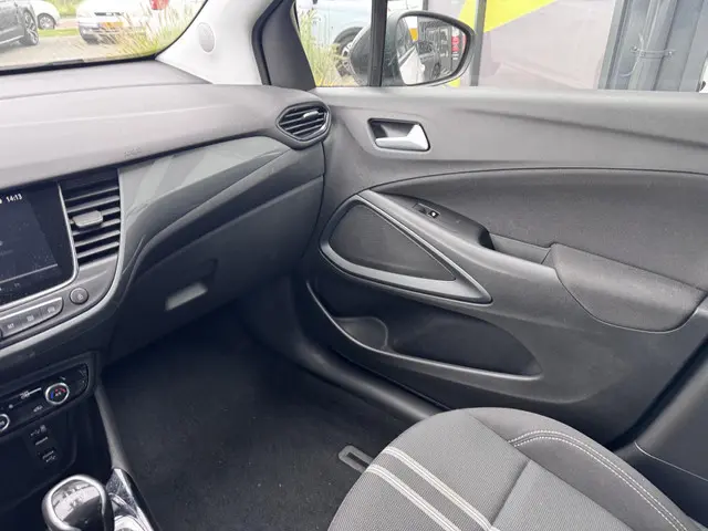 Opel Crossland 1.2 Turbo Elegance 2024 Benzine 28