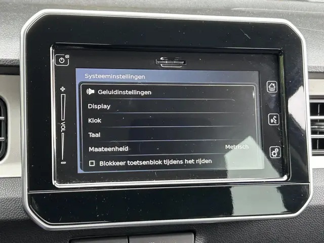 Suzuki Ignis 1.2 Smart Hybrid Style 2022 Benzine 11