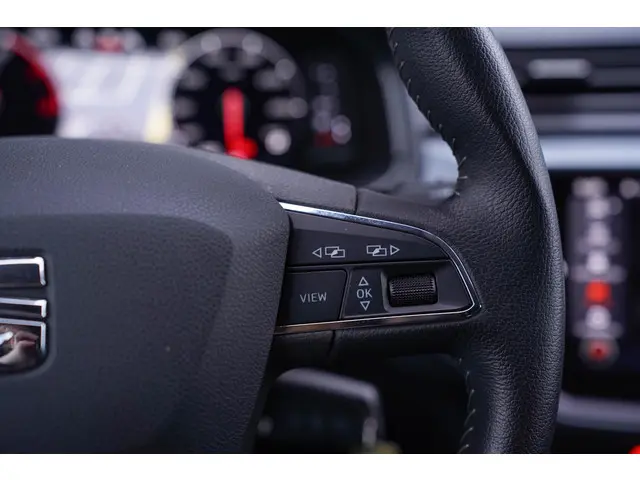 SEAT Arona 1.0 TSI Style Ambition 2021 Benzine 24