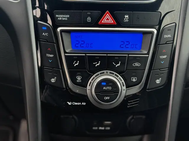 Hyundai i30 1.6 GDi Comfort 2016 Benzine 26