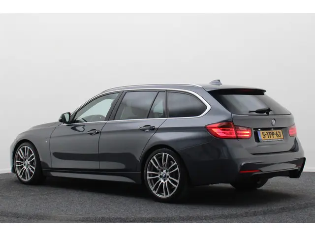 BMW 3 Serie Touring 335i High Executive 2014 Benzine 3