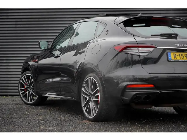 Maserati Levante 3.8 V8 Trofeo 2019 Benzine 19