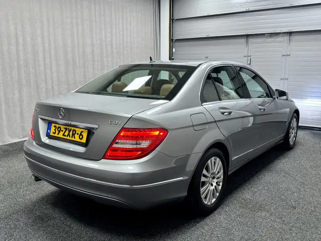 Mercedes-Benz C-Klasse 220 CDI Elegance 2013 Diesel 4