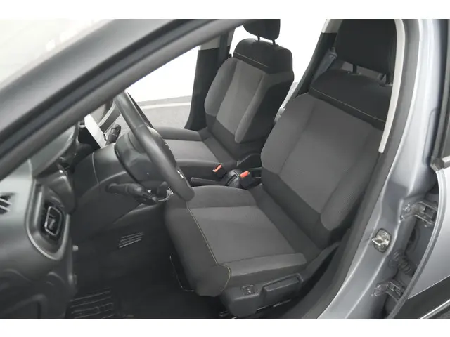 Citroën C3 PureTech 82 C-Series 2022 Benzine 28