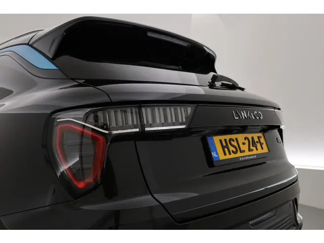 Lynk & Co 01 1.5 2023 Hybride Benzine 44