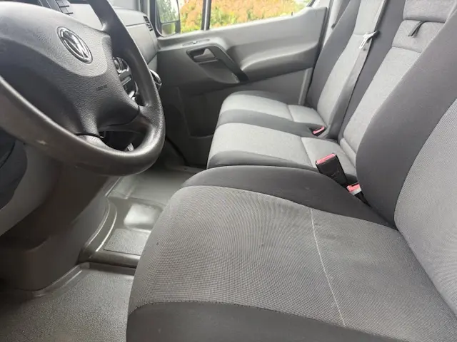 Volkswagen Crafter 35 2.0 TDI L2H3 2016 Diesel 8