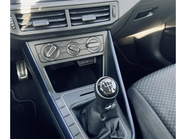 Volkswagen Polo 1.0 TSI Comfortline 2020 Benzine 7