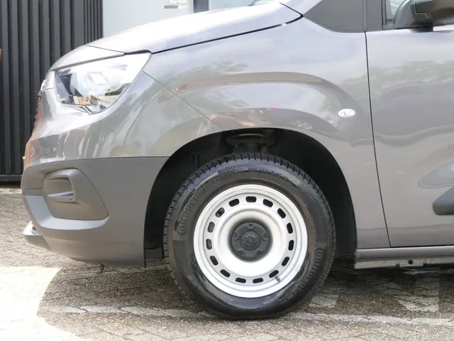 Opel Combo 1.5D L1H1 2022 Diesel 10