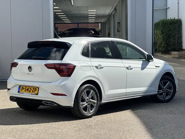 Volkswagen Polo 2