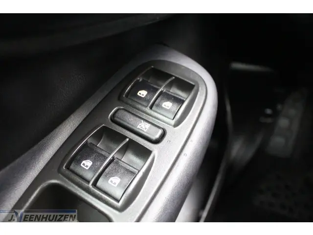 Fiat 500L 1.4-16V Lounge 2012 Benzine 18