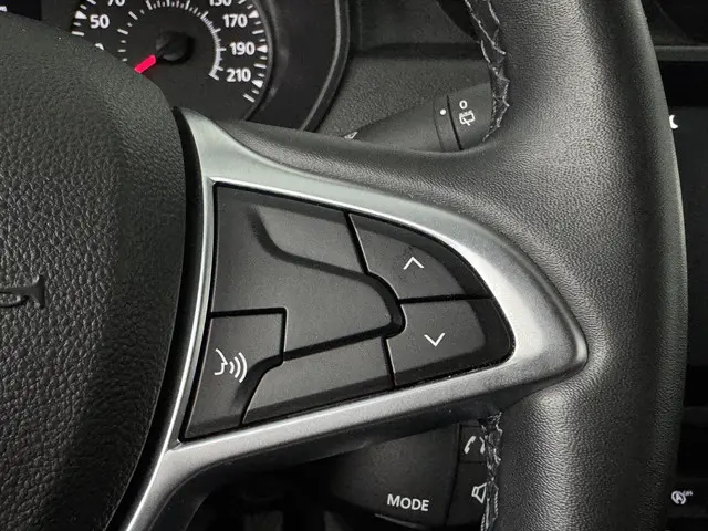 Dacia Duster 1.3 TCe 150 EDC Prestige 2021 Benzine 24