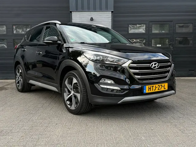 Hyundai Tucson 1.6 T-GDi Comfort 4WD 2017 Benzine 1